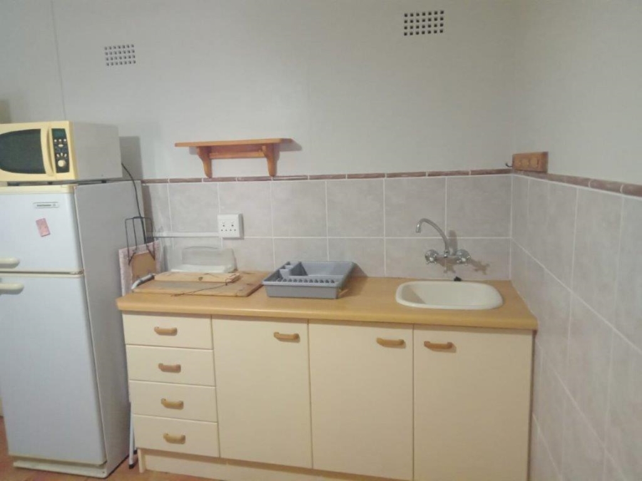 4 Bedroom Property for Sale in Paradise Beach Eastern Cape